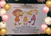 "Uśmiechy są dla nich, zabawa i taniec..." - Święto Dziewczynek, Marzena Markowska, Agnieszka Miksztal