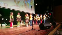 Maj w Grupie Niebieskiej, Renata Łabenda, Dominika Chodakowska